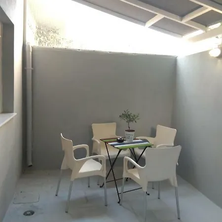 Apartament Johny Clara *